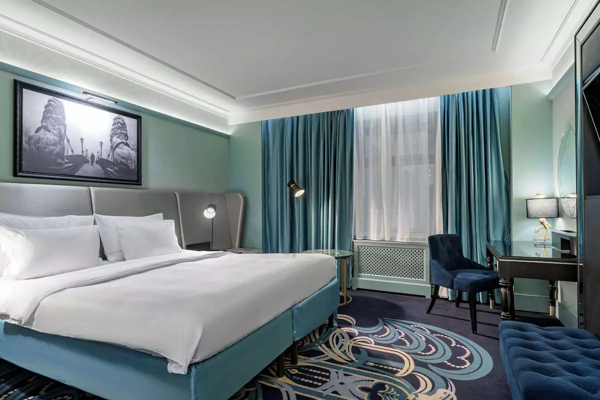 Radisson Royal Hotel